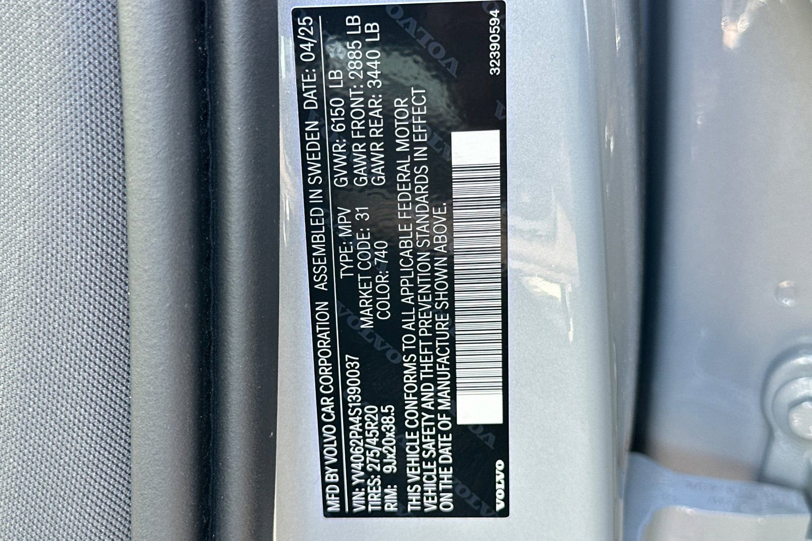 Certified 2025 Volvo XC90 B6 Core w/ Protection Package Premier image 35