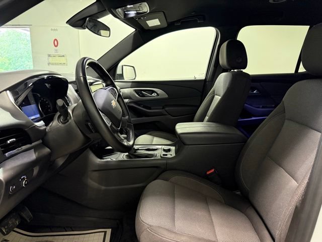 Certified 2023 Chevrolet Traverse LT FWD image 13
