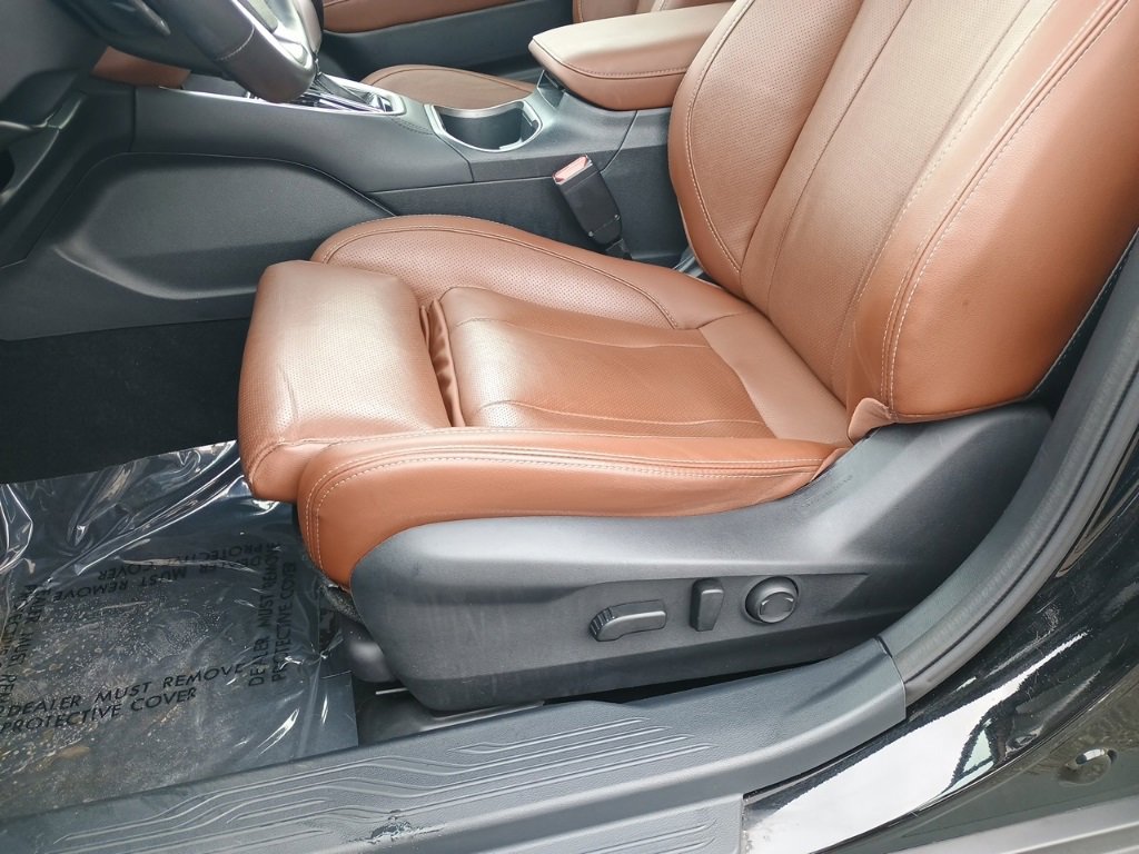 Certified 2022 Subaru Outback Touring w/ Popular Package #2 image 13