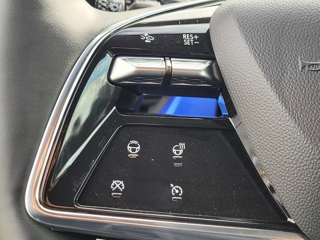 New 2026 Cadillac Optiq Luxury 1 RWD image 17