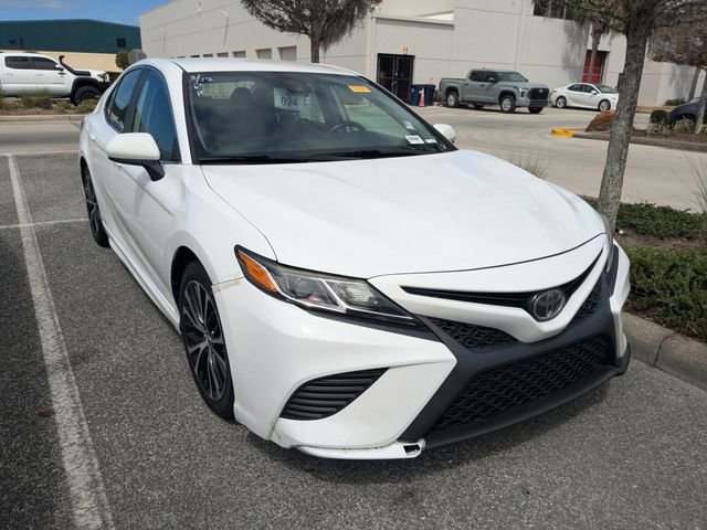 Used 2019 Toyota Camry SE