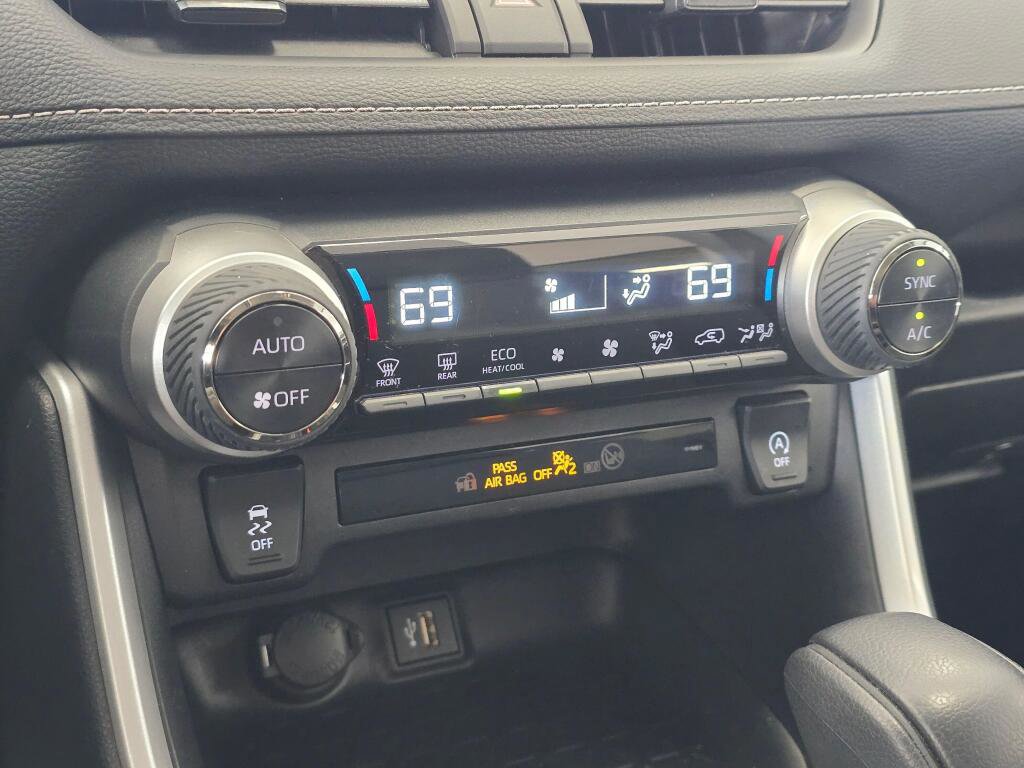 Certified 2024 Toyota RAV4 XLE AWD/4WD image 31