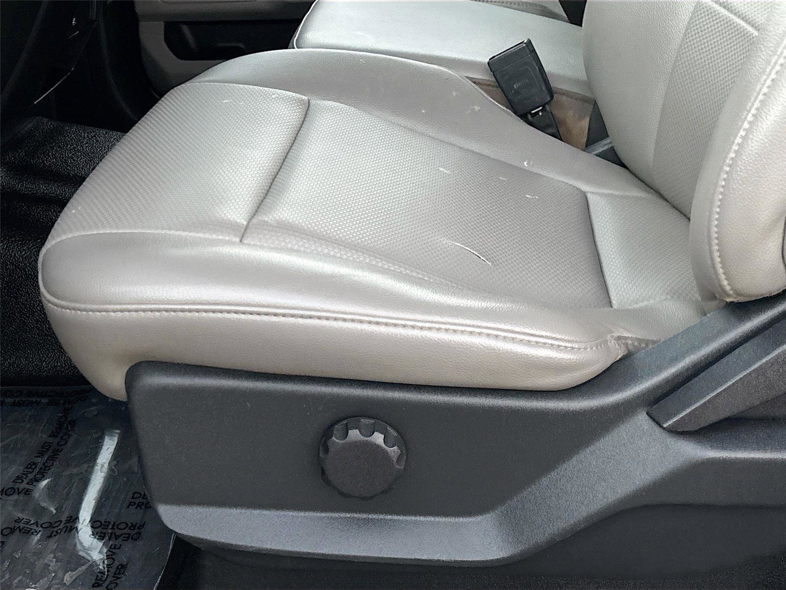 Used 2022 Ford F250 XL w/ Power Equipment Group image 19