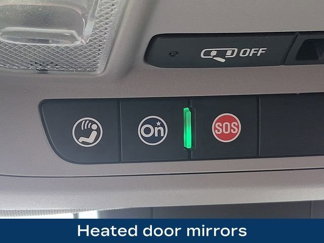 Used 2024 GMC Terrain SLT image 17