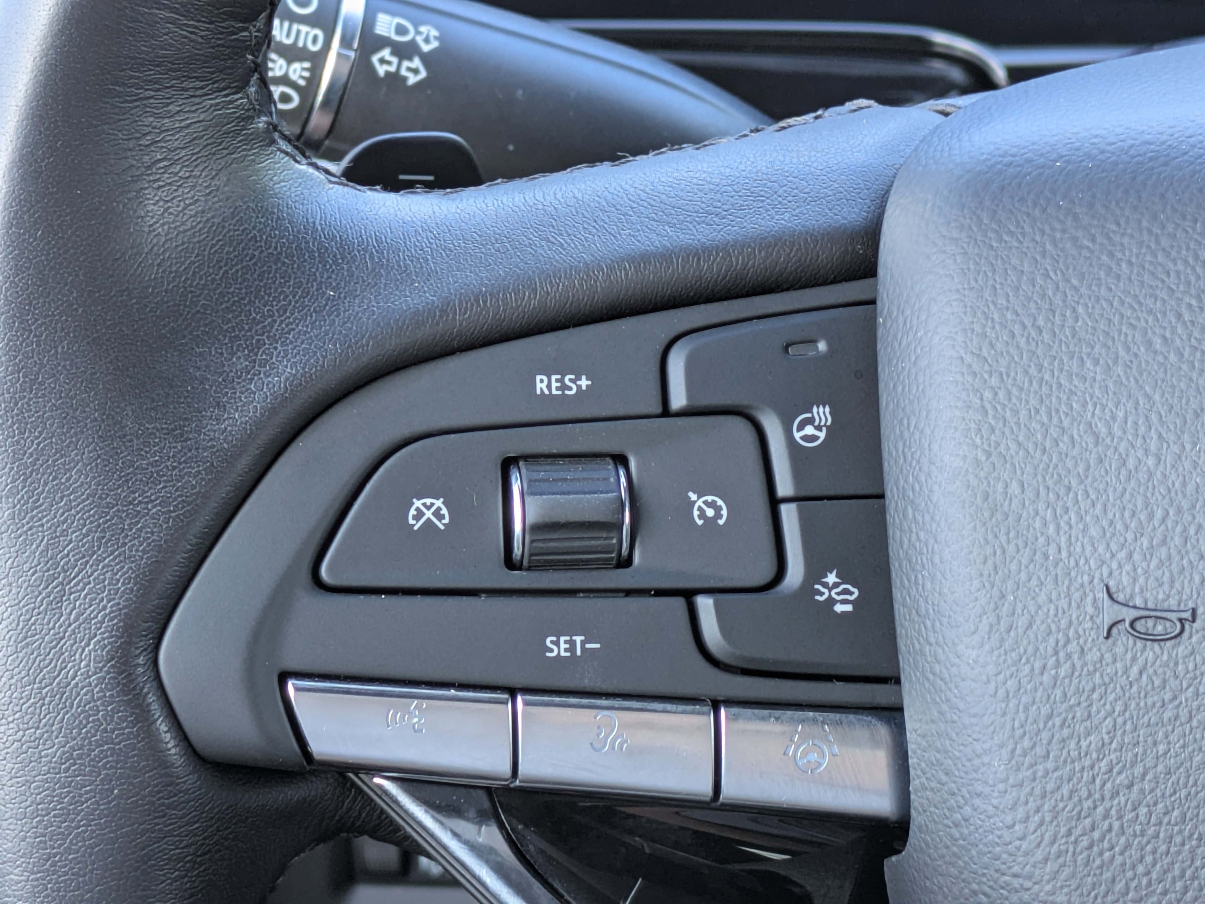 Certified 2024 Cadillac Escalade Sport AWD/4WD image 25