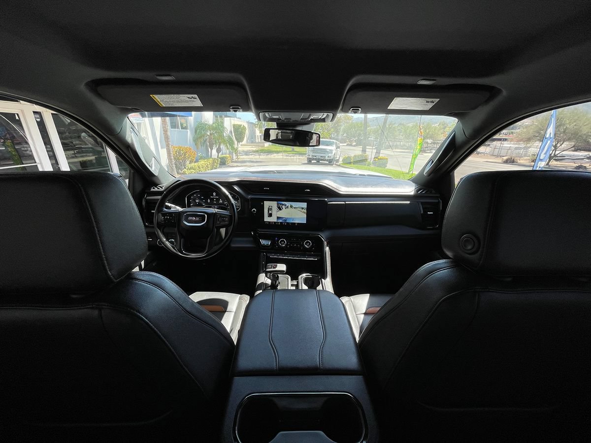 Used 2025 GMC Sierra 1500 AT4 AWD/4WD image 17