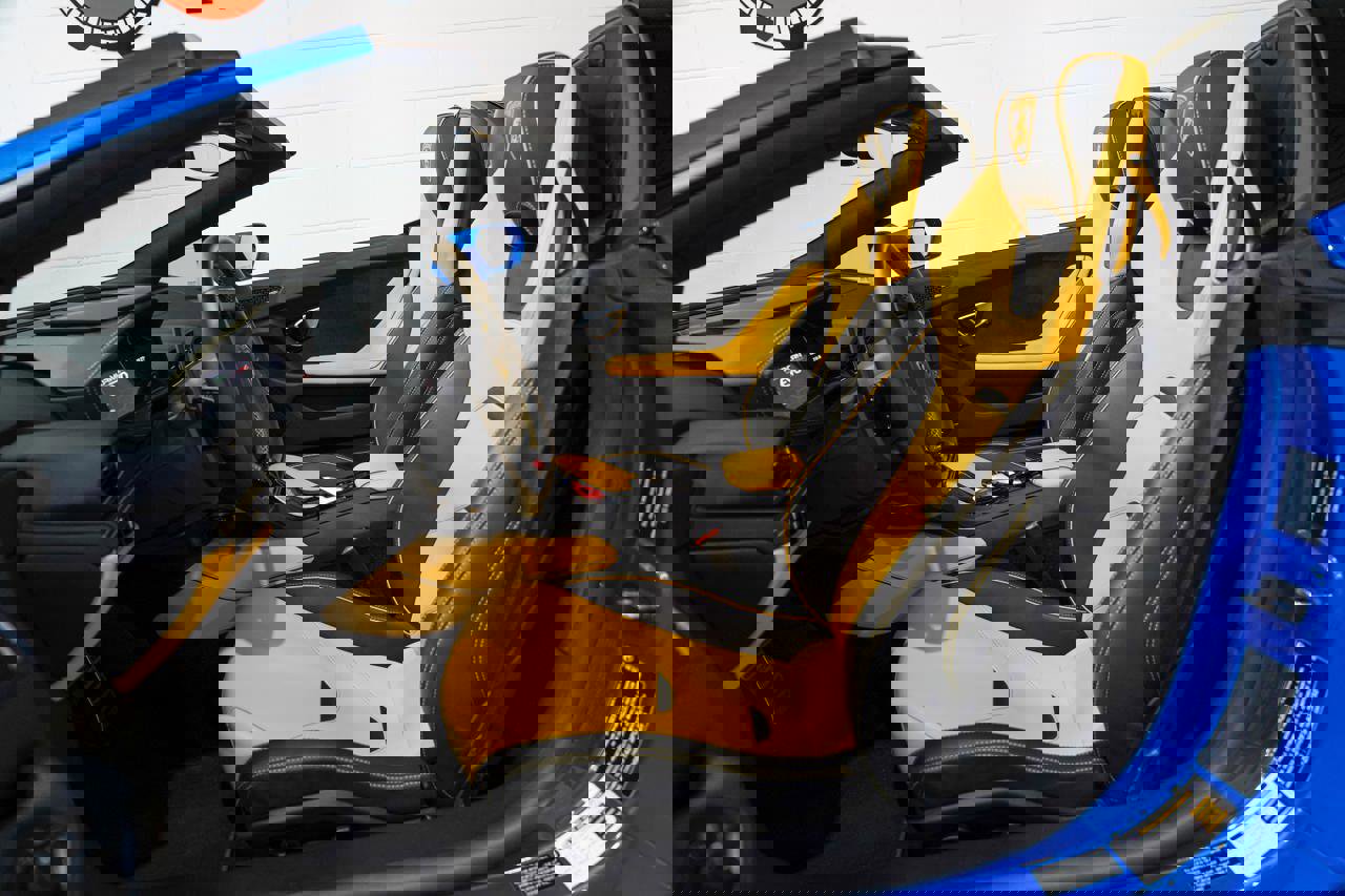 Used 2023 Lamborghini Huracan EVO image 9