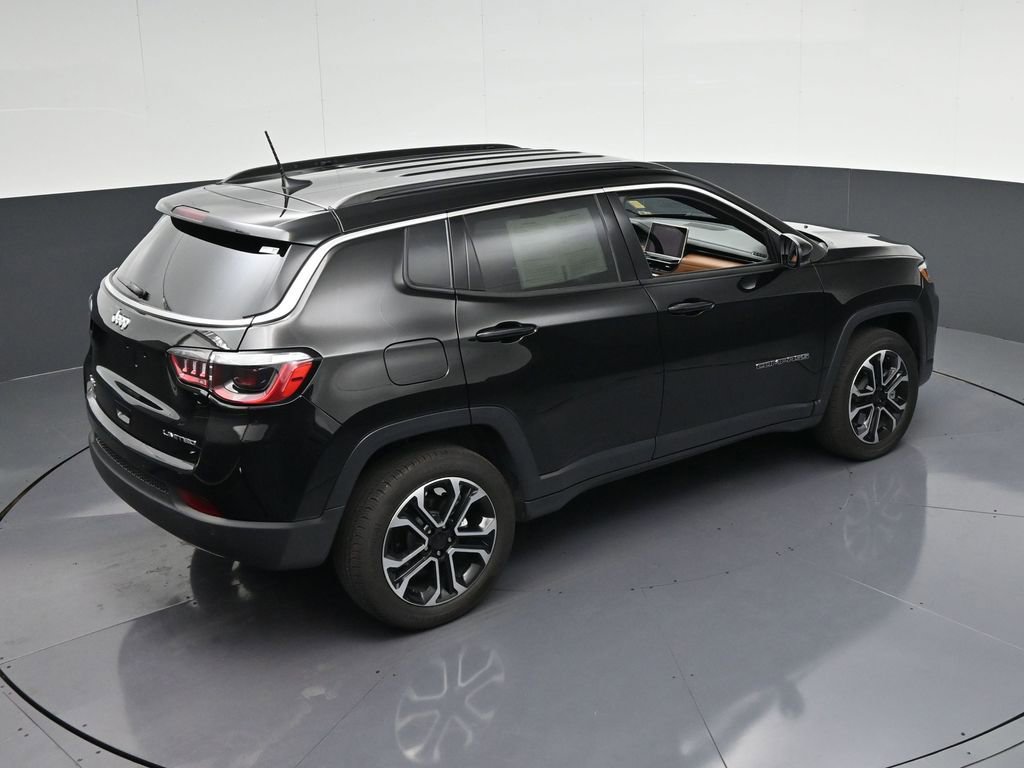 Used 2023 Jeep Compass Limited AWD/4WD image 23