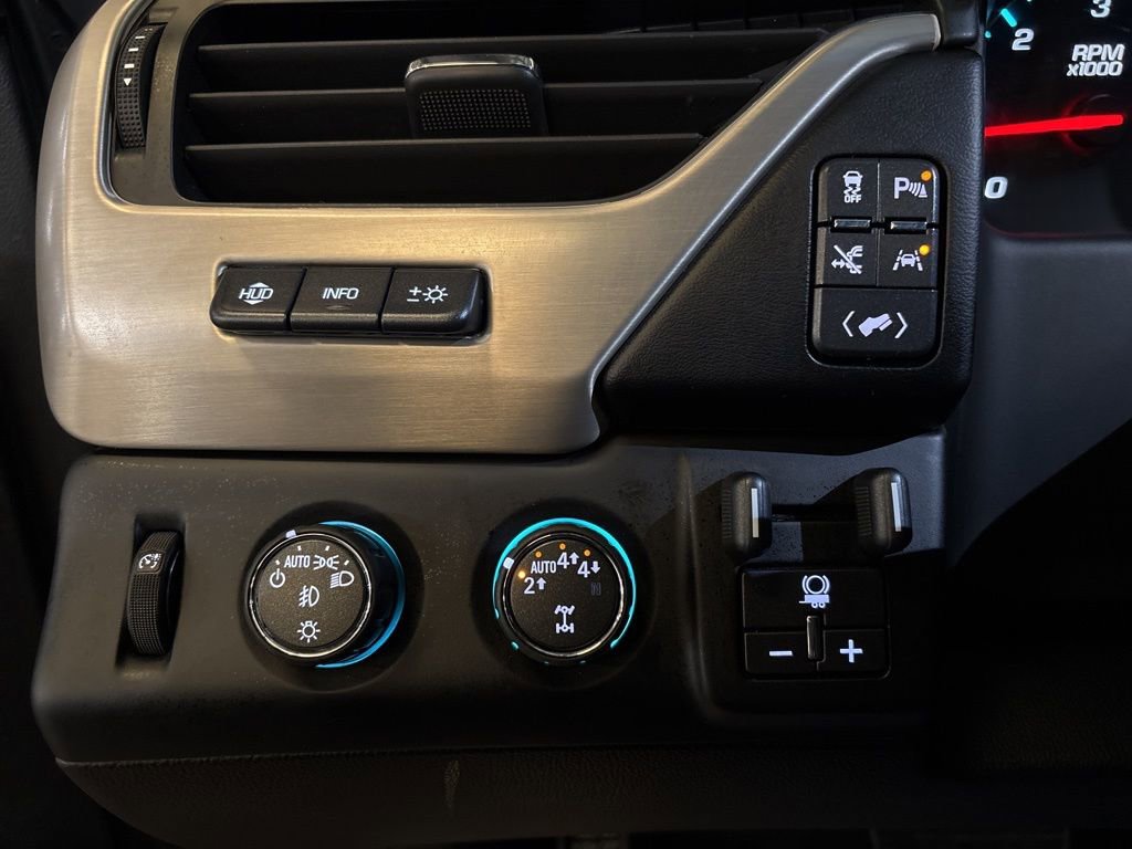 Used 2018 GMC Yukon Denali image 23