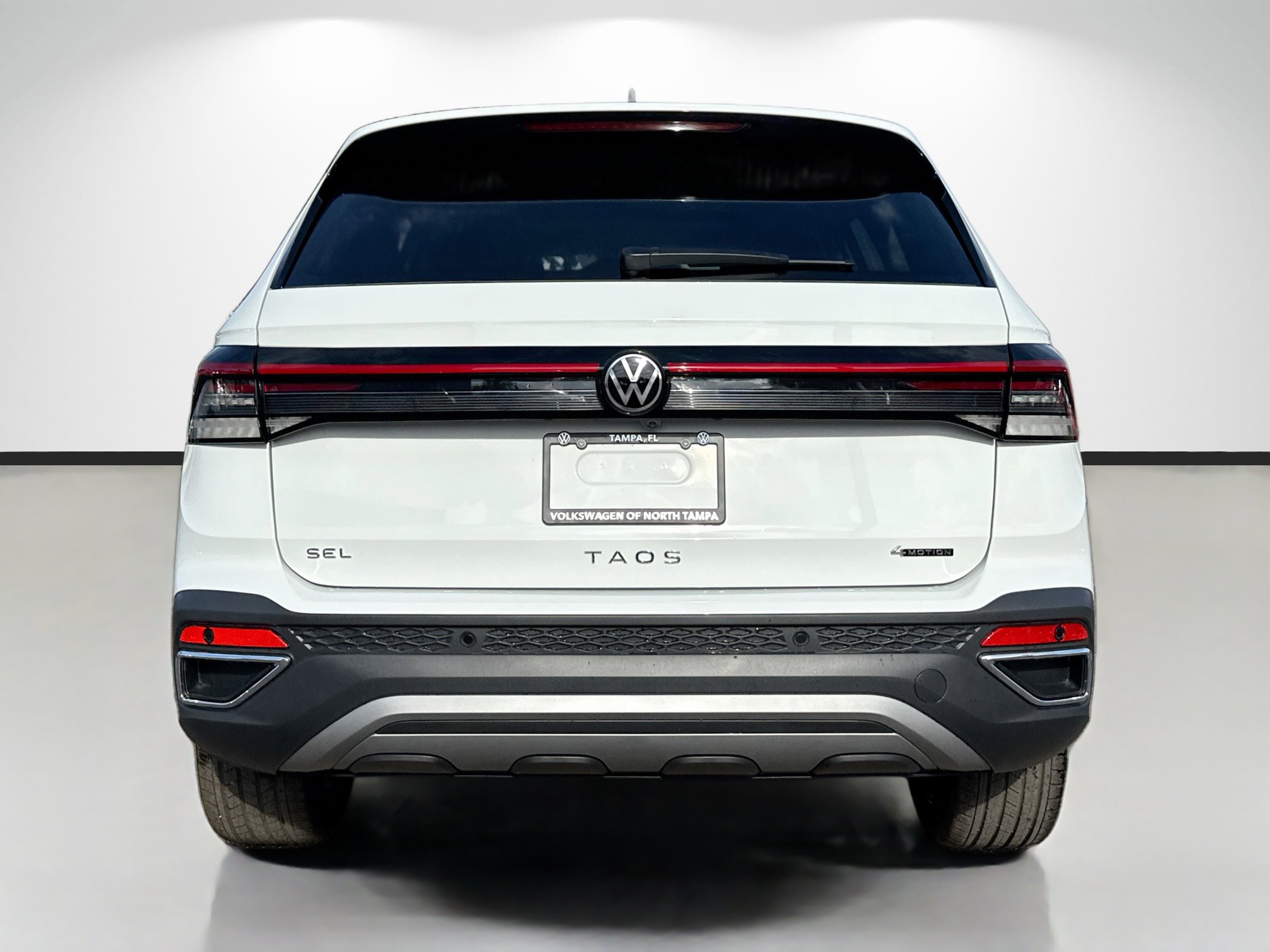 New 2026 Volkswagen Taos SEL AWD/4WD image 4