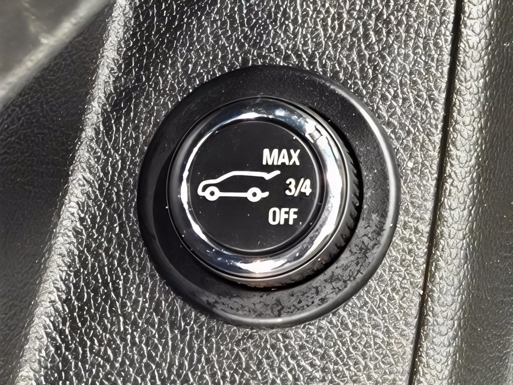 Used 2022 Chevrolet Traverse LT AWD/4WD image 57
