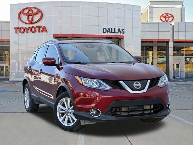 Used 2019 Nissan Rogue Sport SV w/ Technology Package image 1