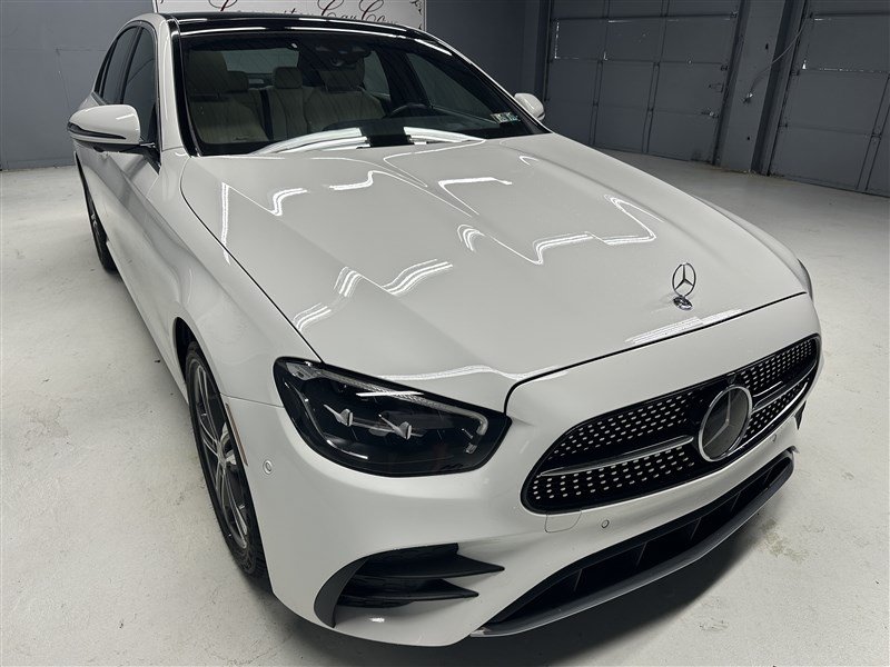 Used 2023 Mercedes-Benz E 350 4MATIC Sedan image 9