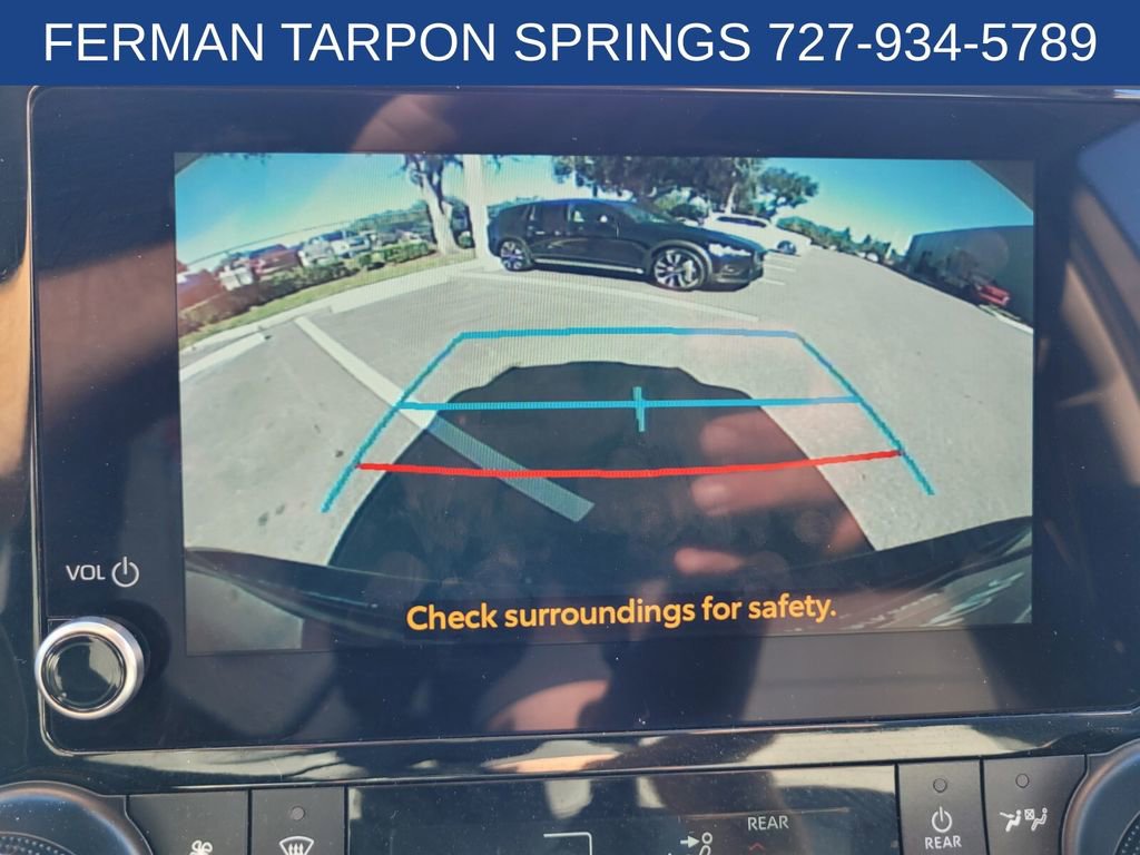 Used 2023 Toyota Highlander XLE image 28