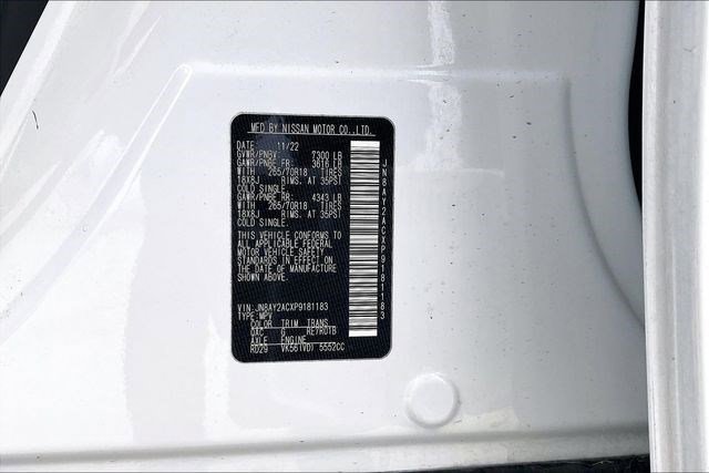 Used 2023 Nissan Armada SV image 41