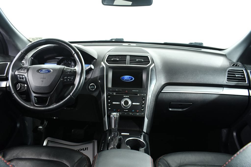 Used 2017 Ford Explorer Sport w/ Equipment Group 401A AWD/4WD image 7