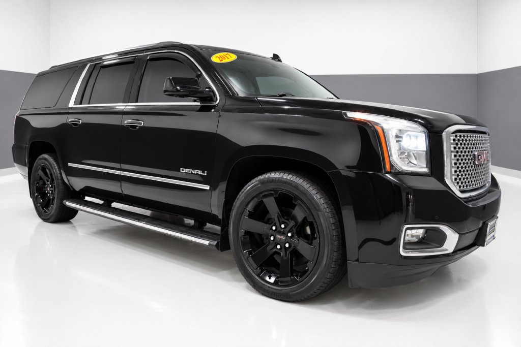 Used 2017 GMC Yukon XL Denali w/ Open Road Package AWD/4WD image 7