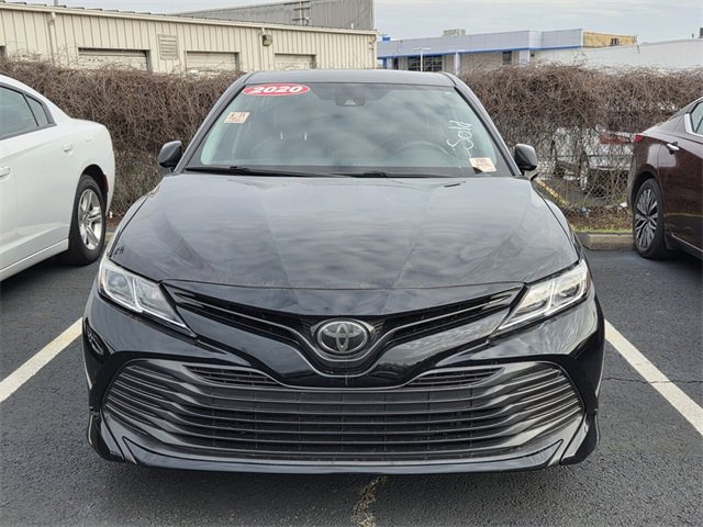 Used 2020 Toyota Camry L video 2