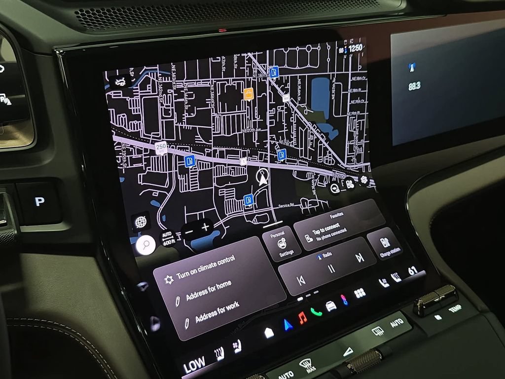 New 2026 Porsche Cayenne Turbo AWD/4WD image 17