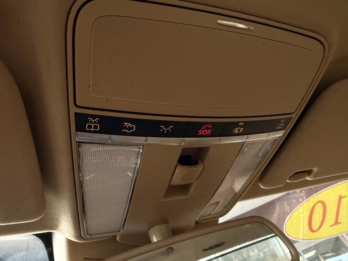 Used 2010 Mercedes-Benz S 550 4MATIC Sedan image 60