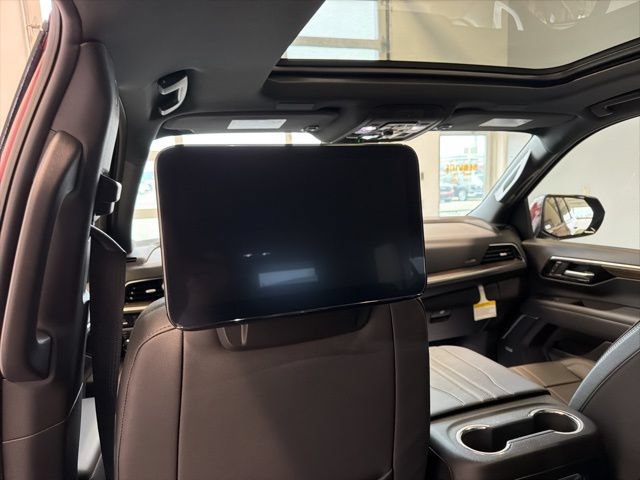New 2026 Chevrolet Suburban High Country AWD/4WD image 27