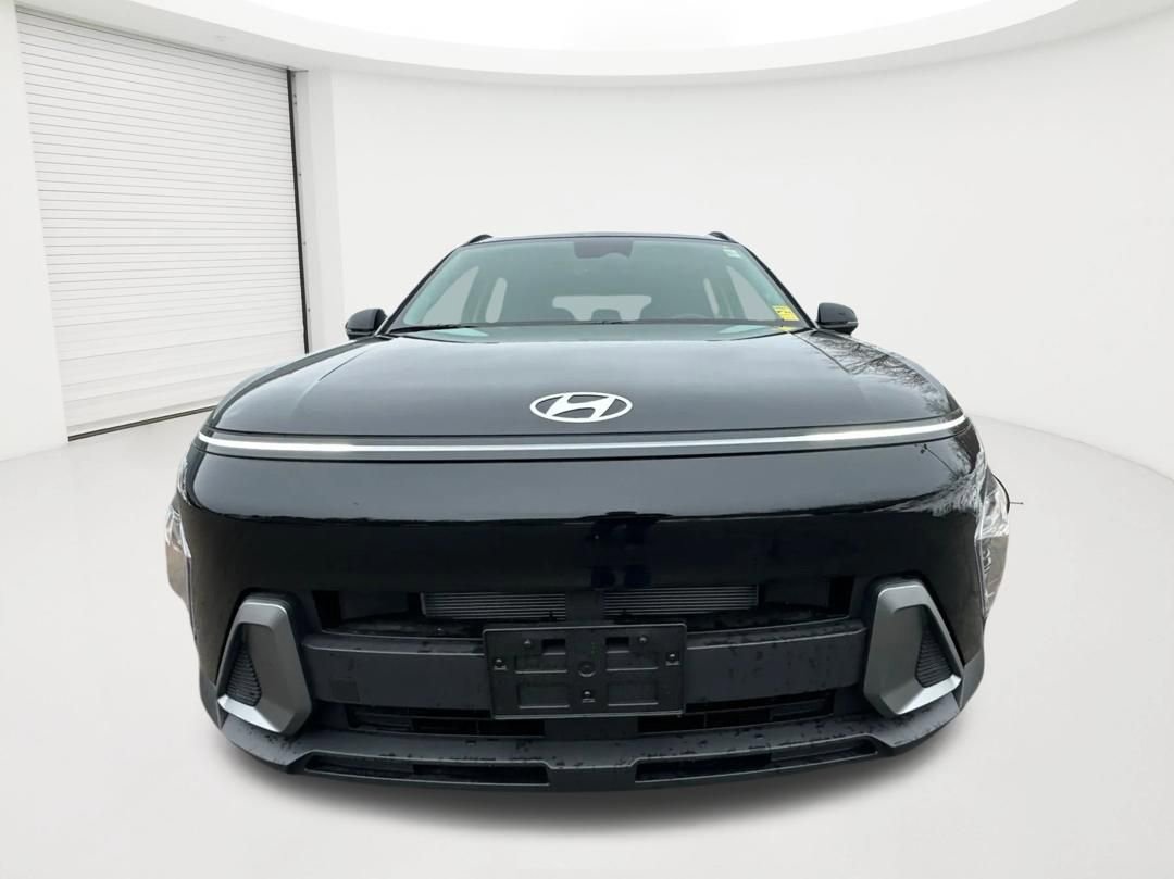 Certified 2024 Hyundai Kona SEL w/ Convenience Package image 2