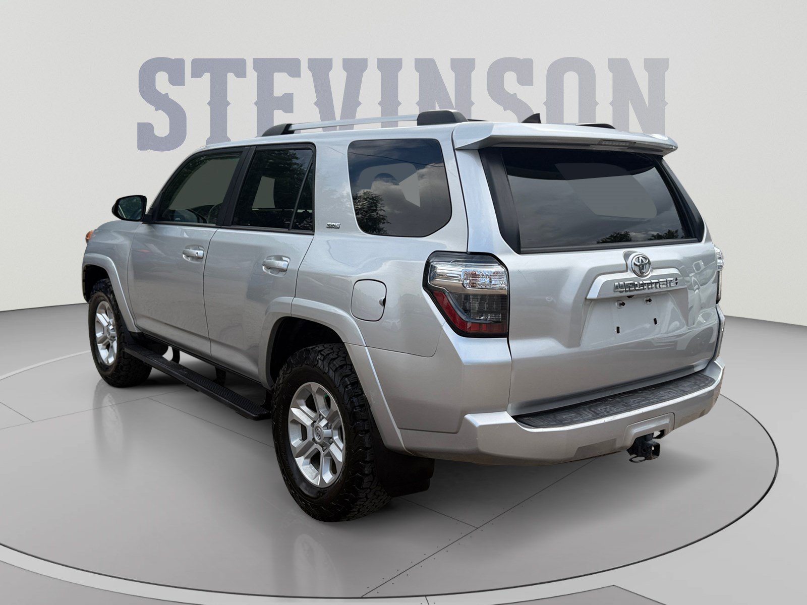 Used 2021 Toyota 4Runner SR5 AWD/4WD image 3