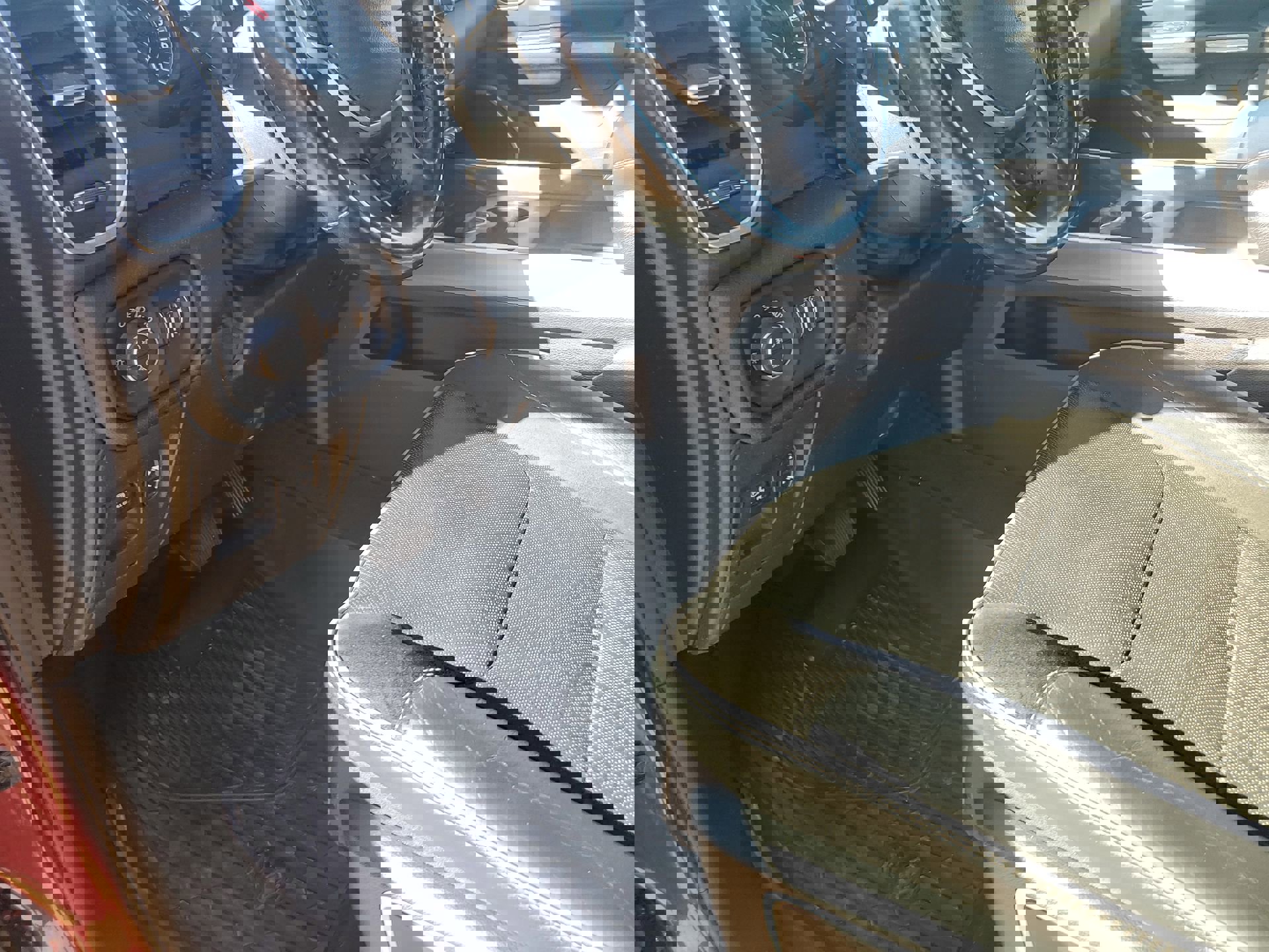 Used 2021 RAM 1500 Laramie image 26