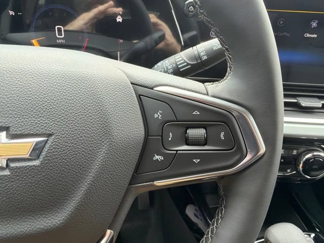 New 2026 Chevrolet Trax LT w/ LT Convenience Package FWD image 15