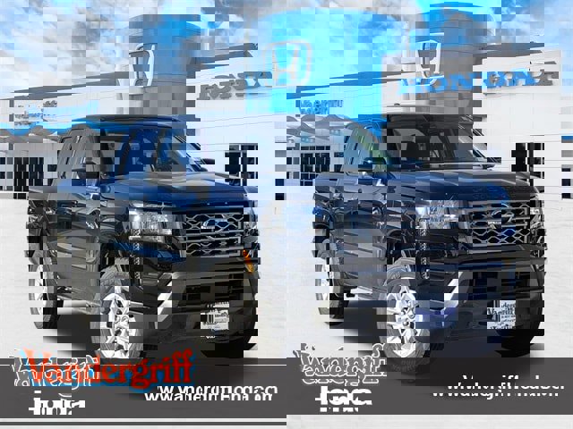 Used 2024 Nissan Frontier SV