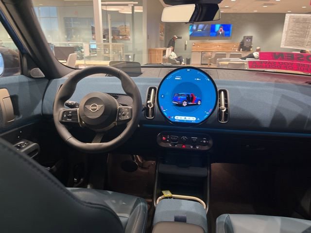 Used 2025 MINI Cooper Countryman S w/ Comfort Package Max image 27