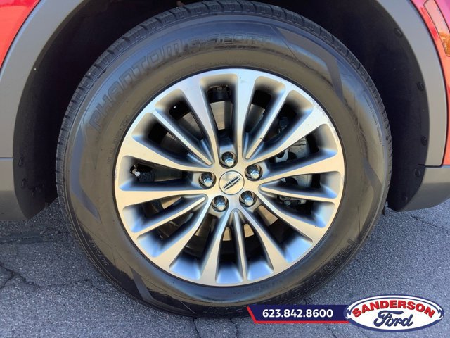 Used 2016 Lincoln MKX Select w/ Select Plus Package FWD image 25