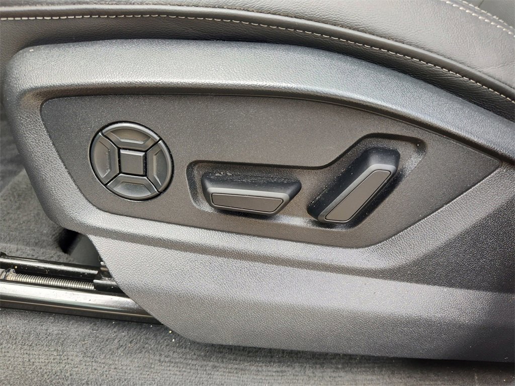 Certified 2025 Audi Q7 2.0T Premium image 24