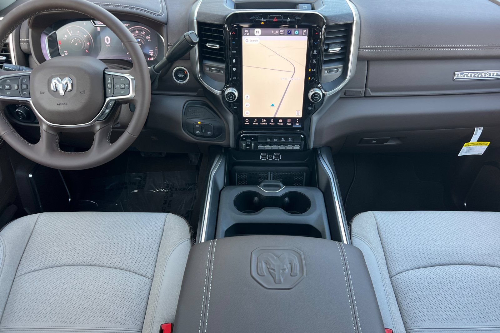 New 2026 RAM 3500 Laramie AWD/4WD image 12