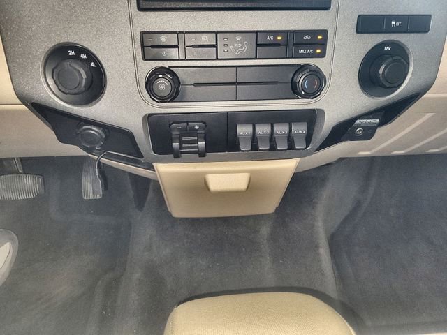 Used 2012 Ford F350 XLT w/ XLT Premium Pkg image 19