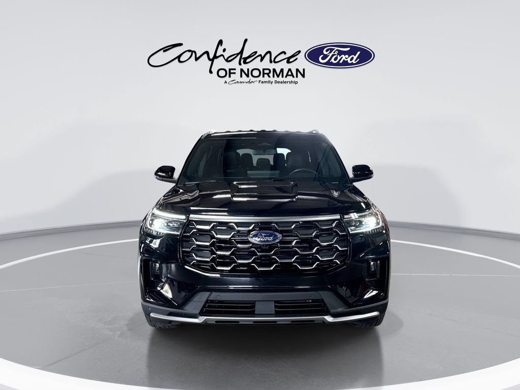 Used 2026 Ford Explorer Platinum AWD/4WD image 2