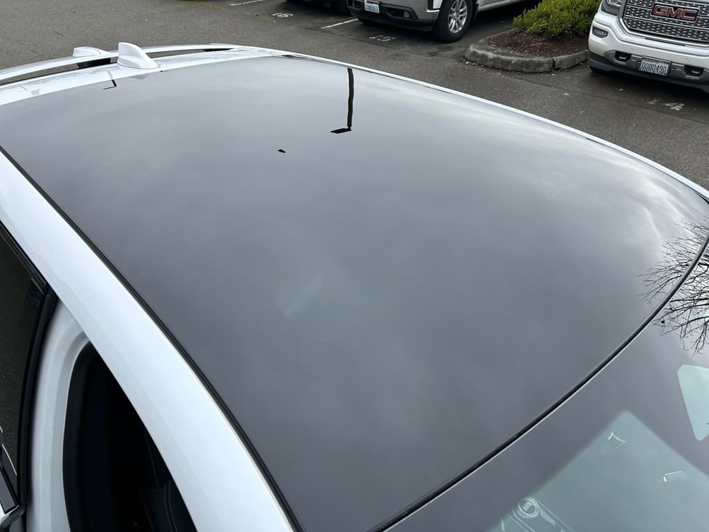 Used 2025 Cadillac Lyriq Sport image 28