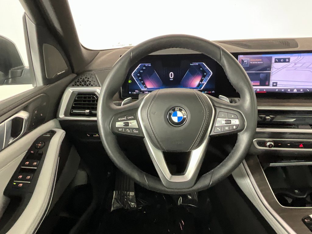 Used 2024 BMW X5 xDrive40i w/ Premium Package image 11