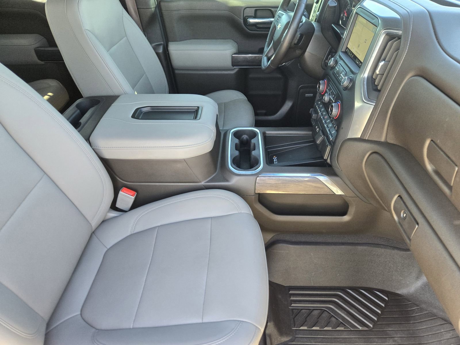 Used 2022 Chevrolet Silverado 1500 LTZ w/ LTZ Premium Package image 13