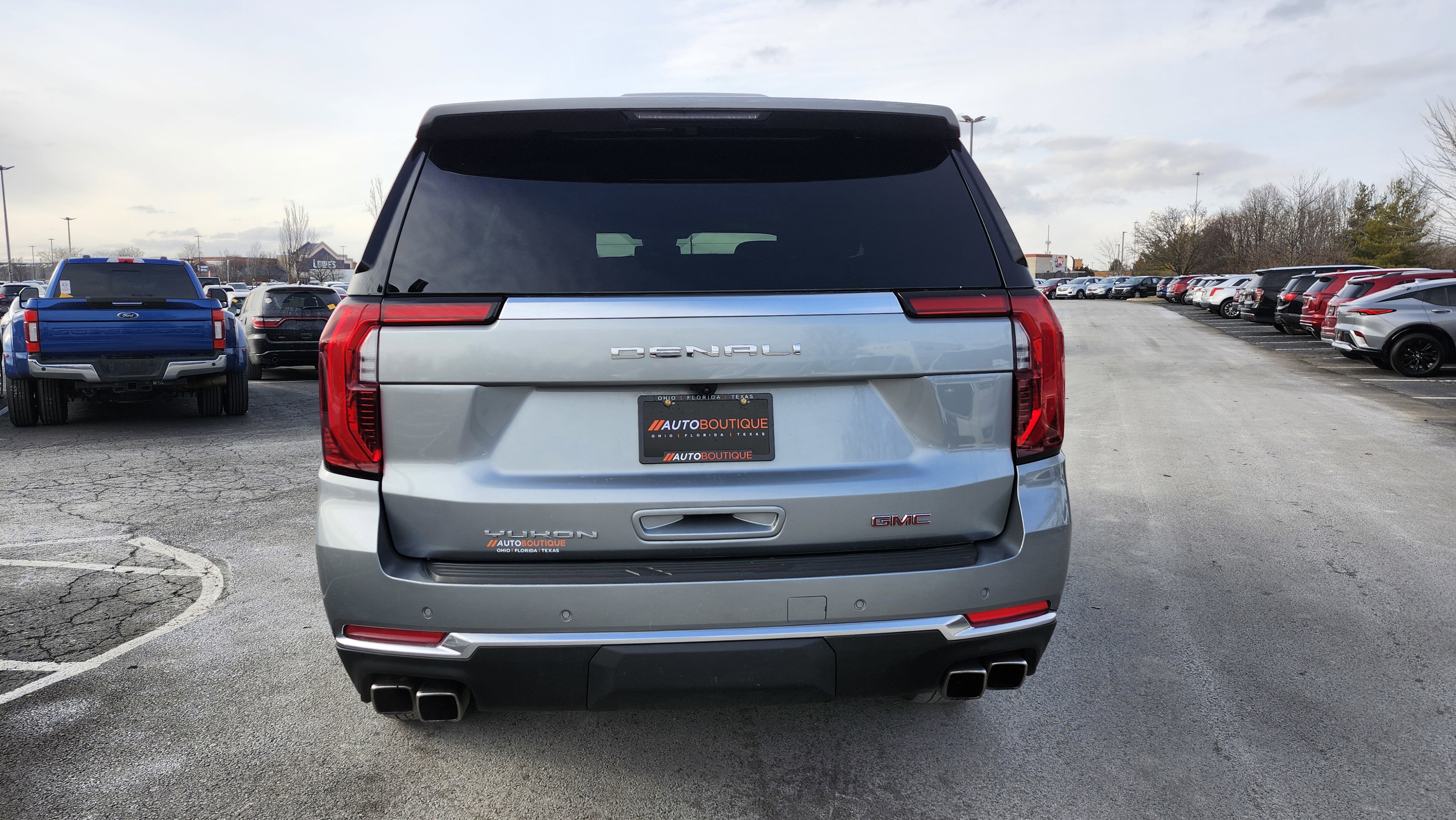 Used 2025 GMC Yukon Denali image 18