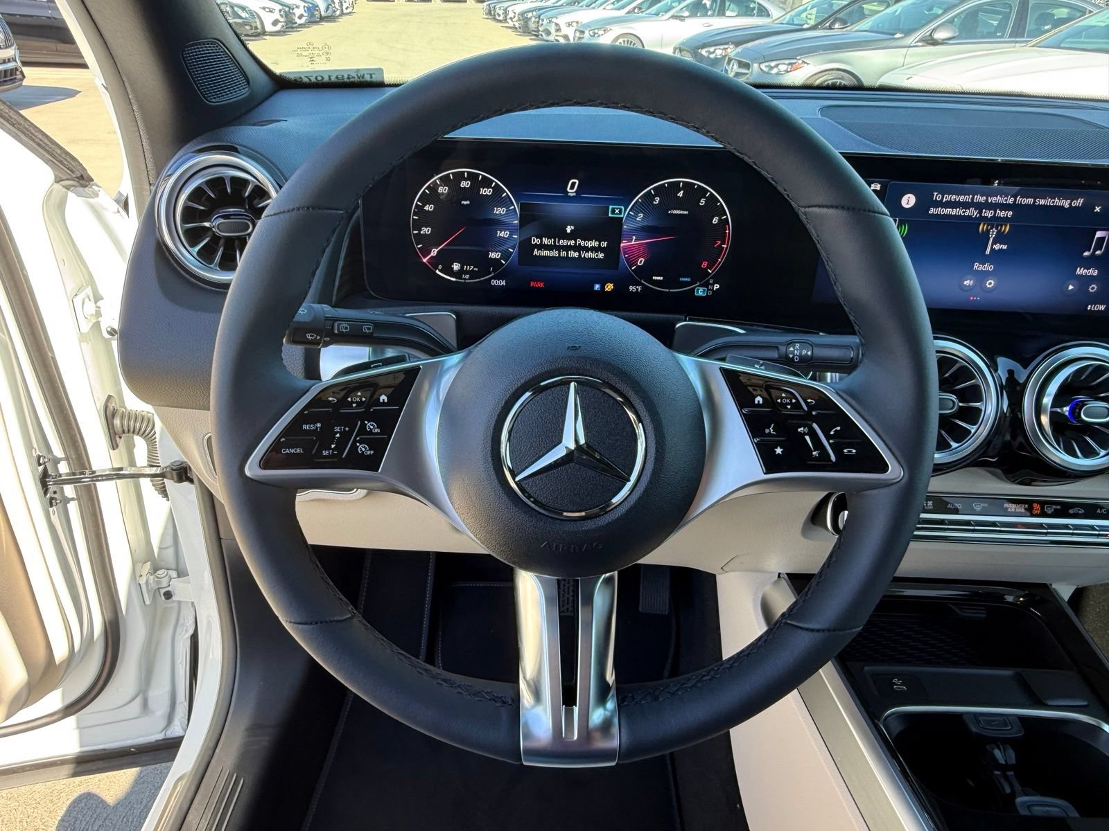 New 2026 Mercedes-Benz GLB 250 4MATIC image 19