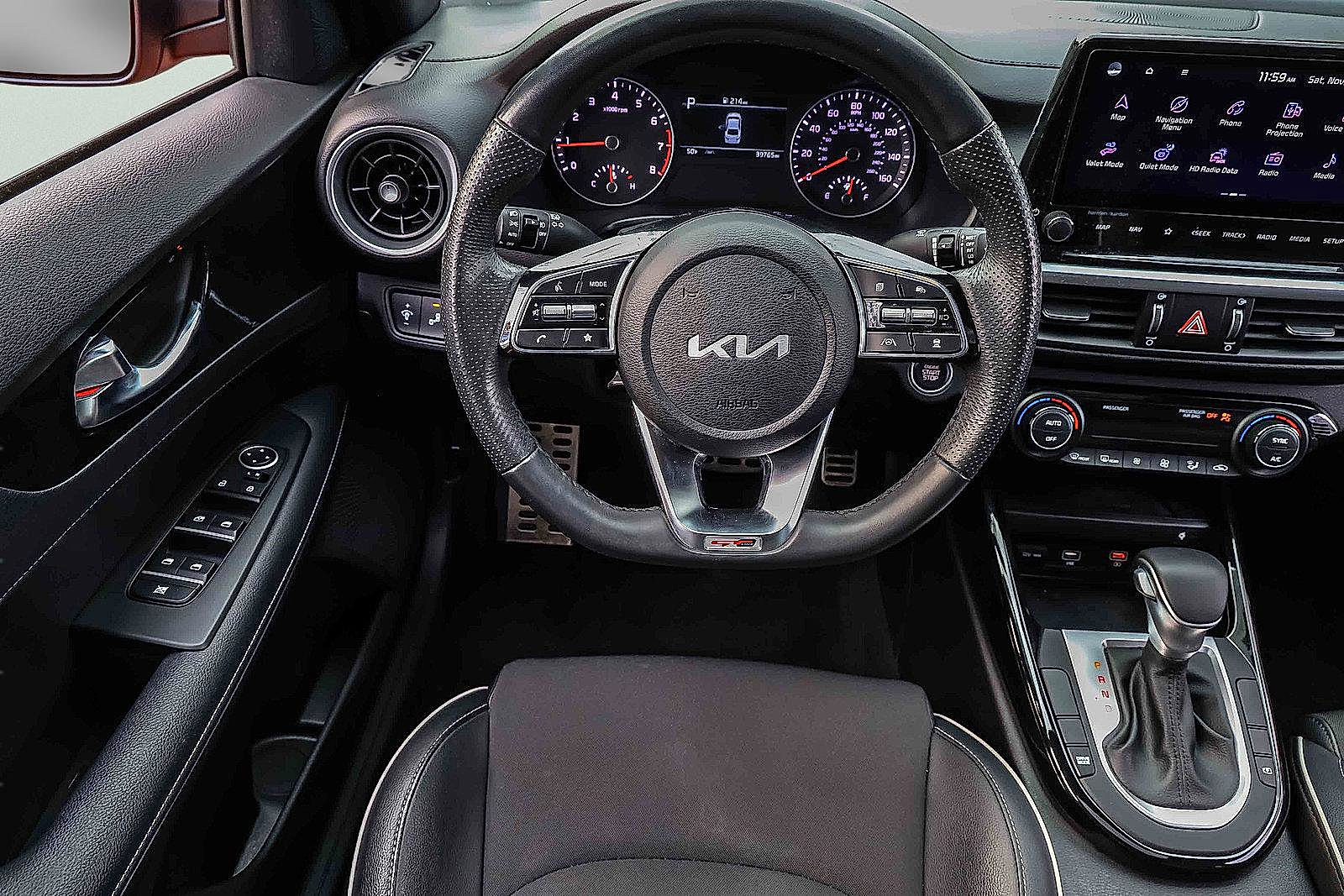 Certified 2023 Kia Forte GT-Line w/ GT-Line Premium Package image 18