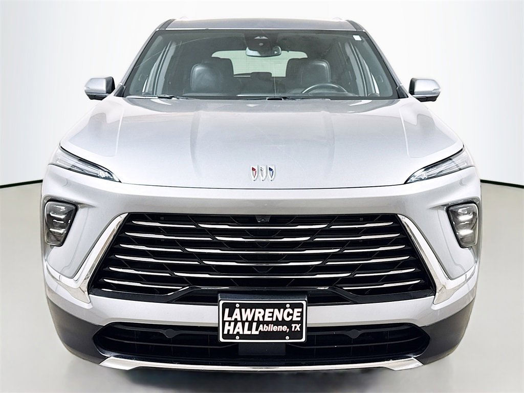 Certified 2025 Buick Enclave Preferred image 2