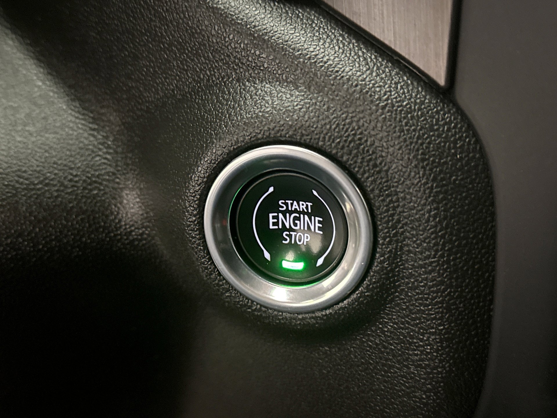 Used 2021 GMC Sierra 1500 AT4 w/ AT4 Preferred Package AWD/4WD image 22