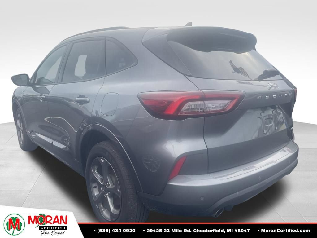 Used 2024 Ford Escape ST-Line w/ Tech Pack #1 AWD/4WD image 6