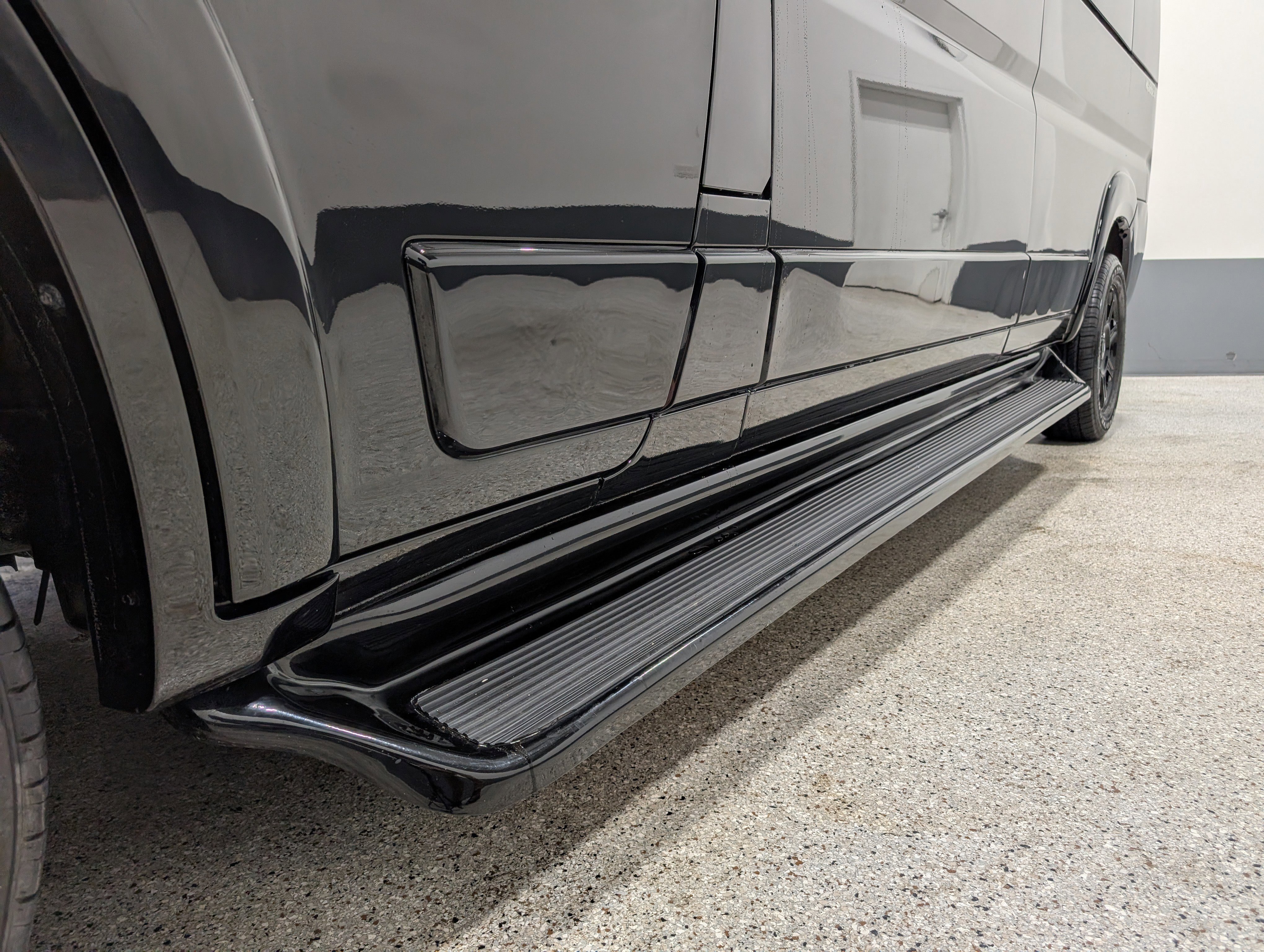 Used 2023 RAM ProMaster 2500 w/ Driver Convenience Group image 9