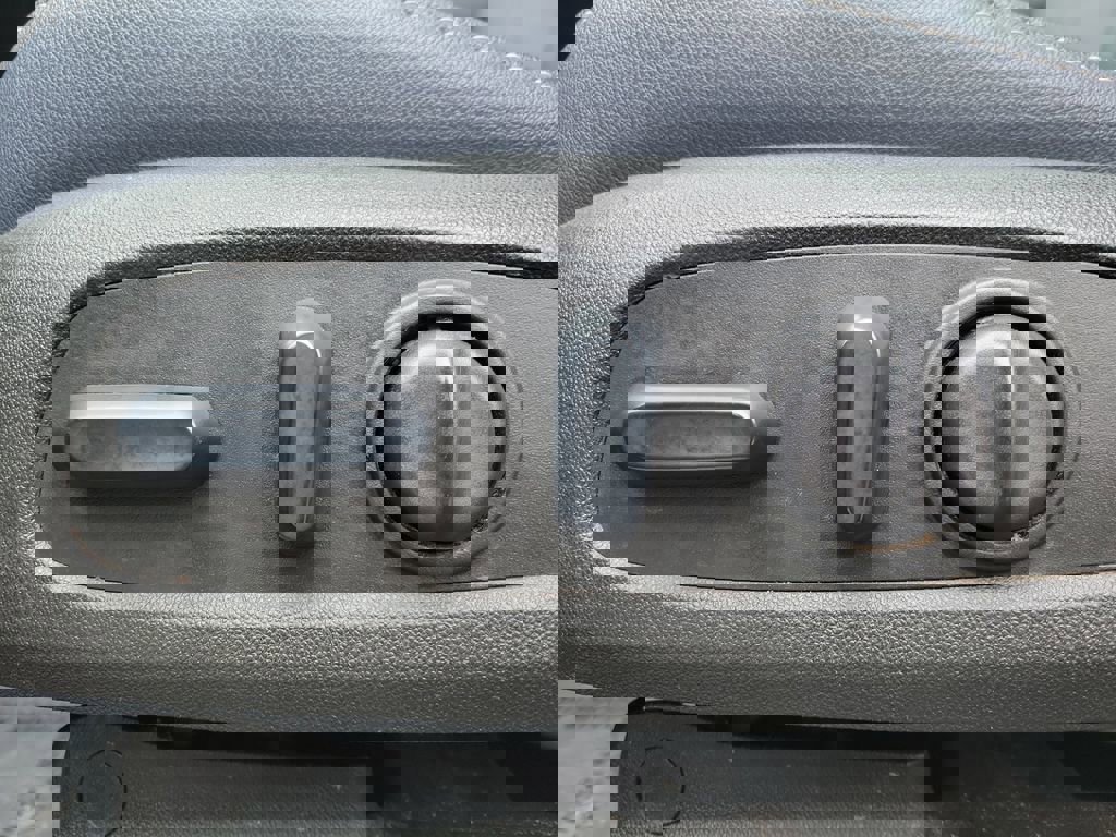 Certified 2025 Chevrolet Blazer RS image 20