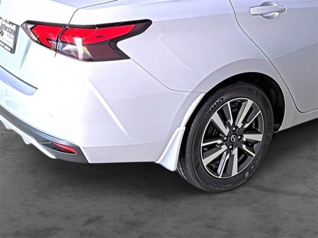 Used 2025 Nissan Versa SV w/ Trunk Package image 12