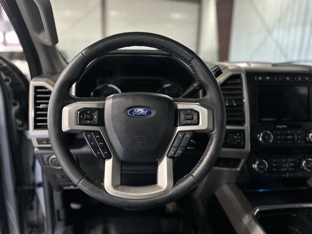 Used 2020 Ford F250 Lariat image 38