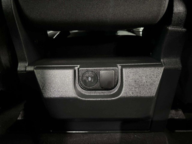 Used 2025 Ford F250 XLT image 55